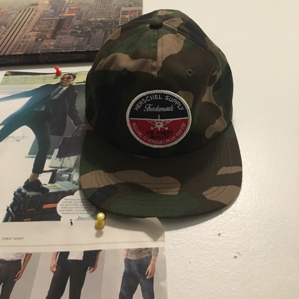 Herschel Supply - Strap-back Cap Camo