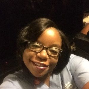 Meet your Posher, Amelia