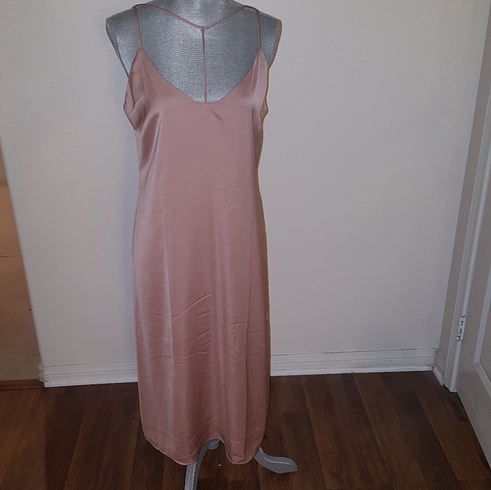 ❌SOLD❌LEiTH dress