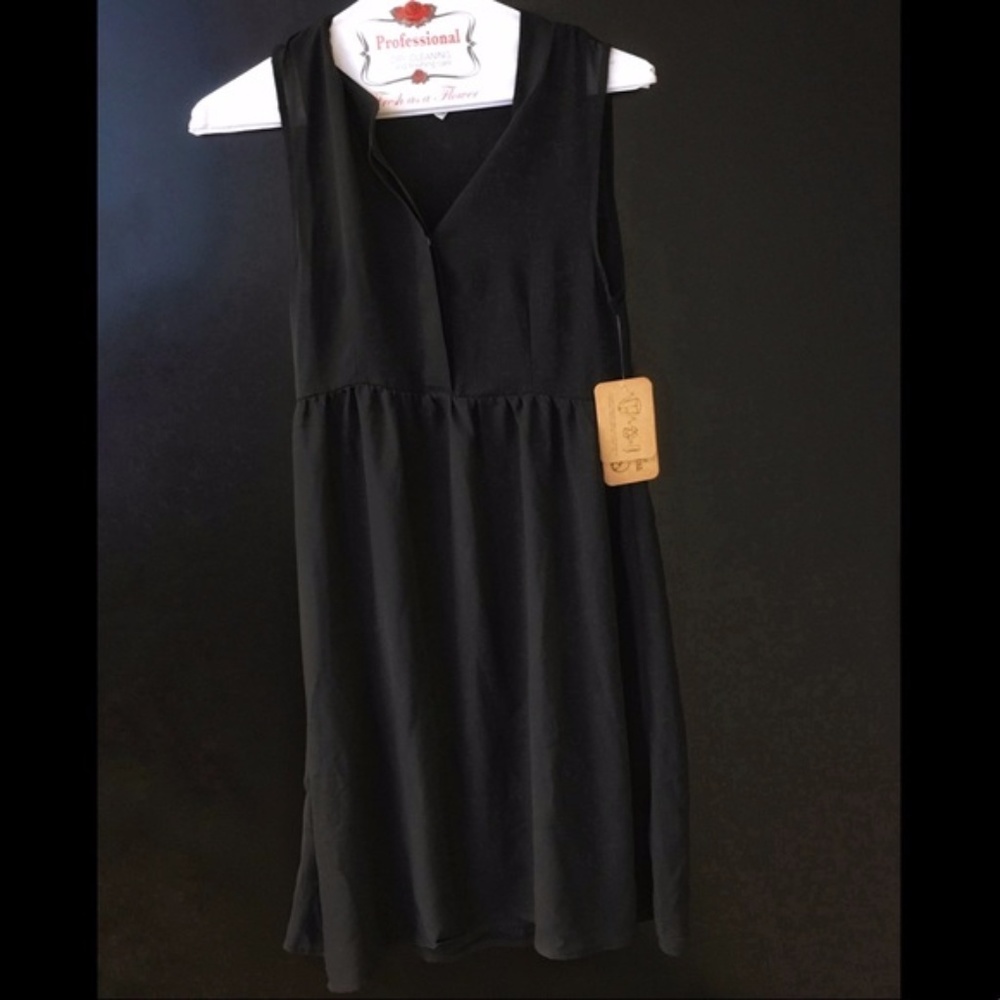 Threads 4 Thought Hannah Dress - Size XS - Black - Picture 4 of 8