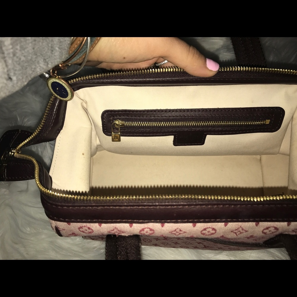 Authentic Louis Vuitton Josephine pm - Picture 6 of 8