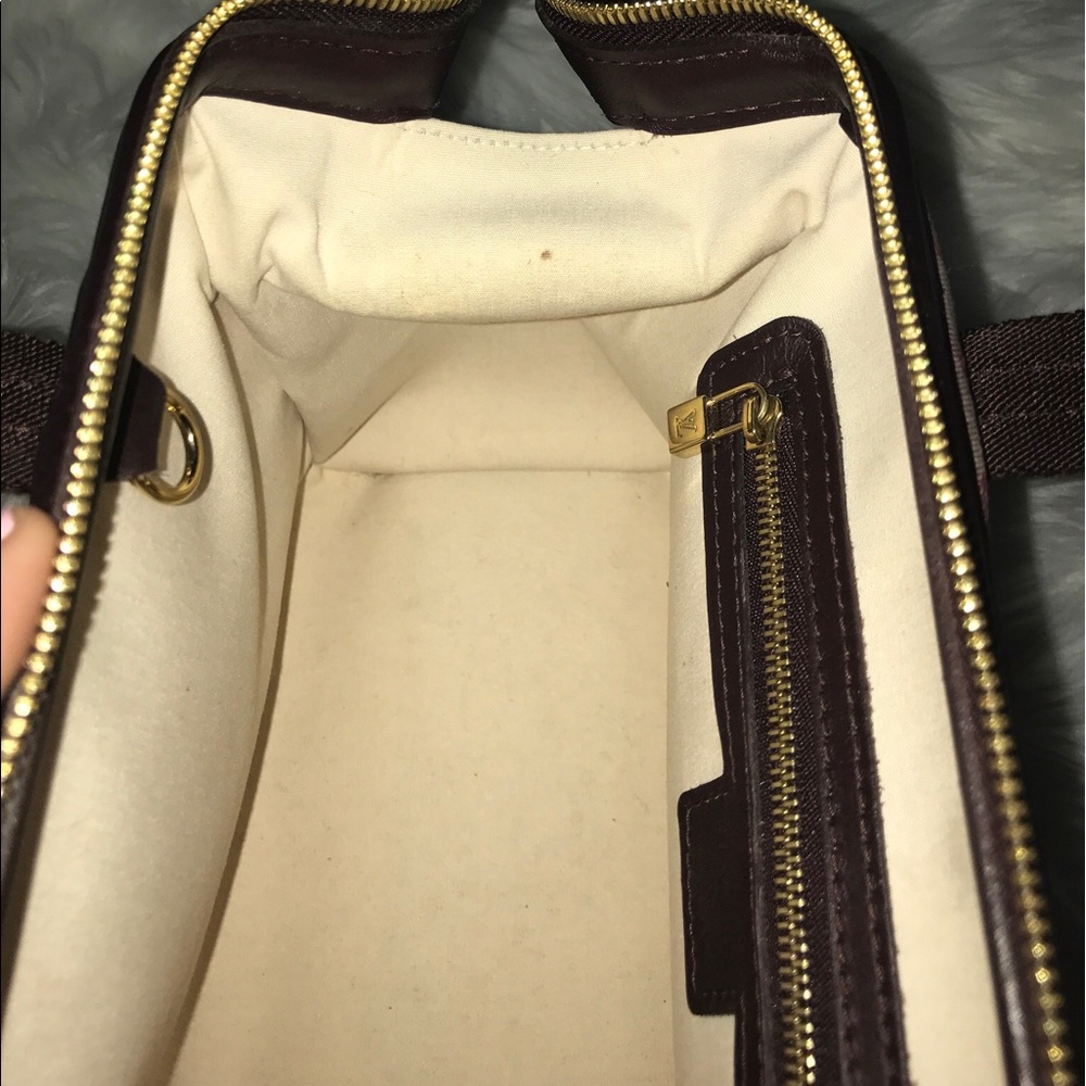 Authentic Louis Vuitton Josephine pm - Picture 7 of 8
