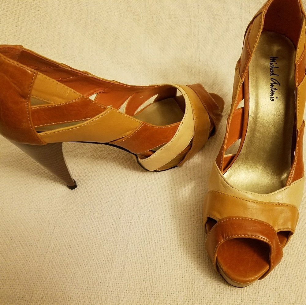 Michael Antonio multi-color platform heels - Picture 2 of 5