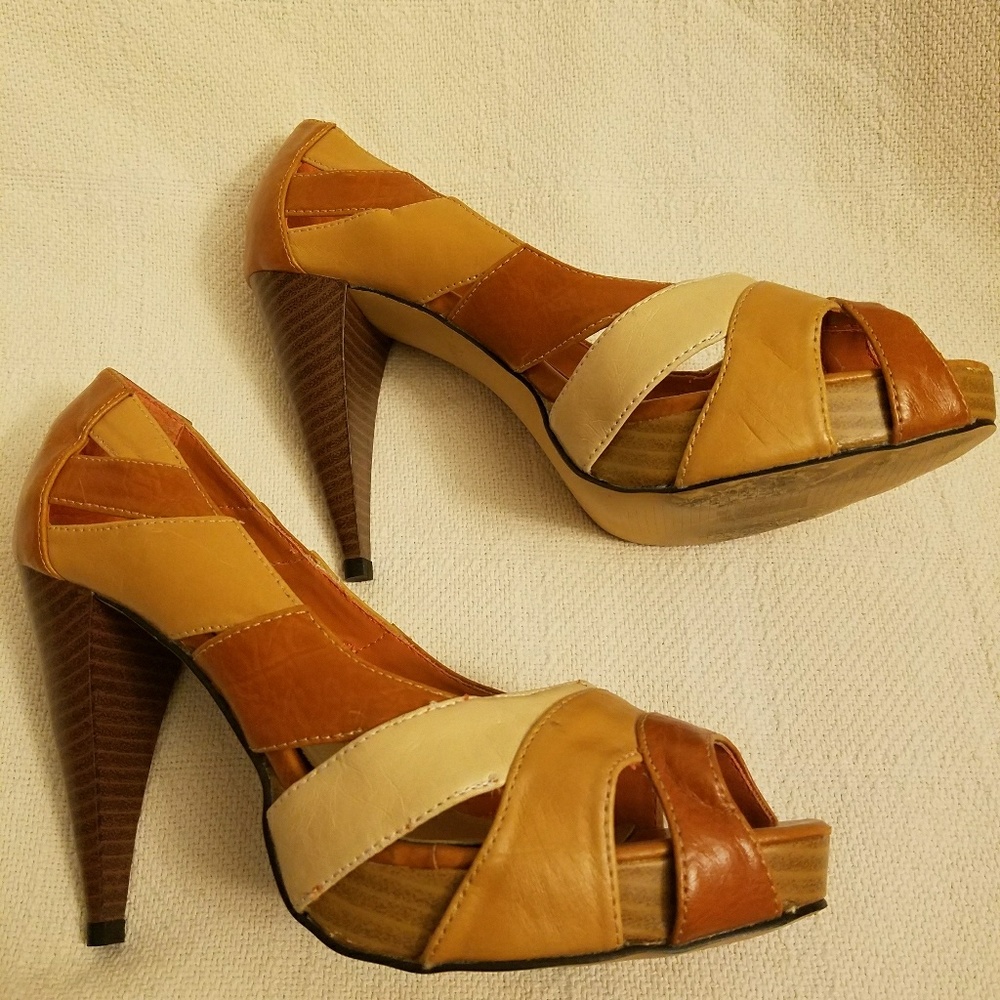 Michael Antonio multi-color platform heels - Picture 3 of 5