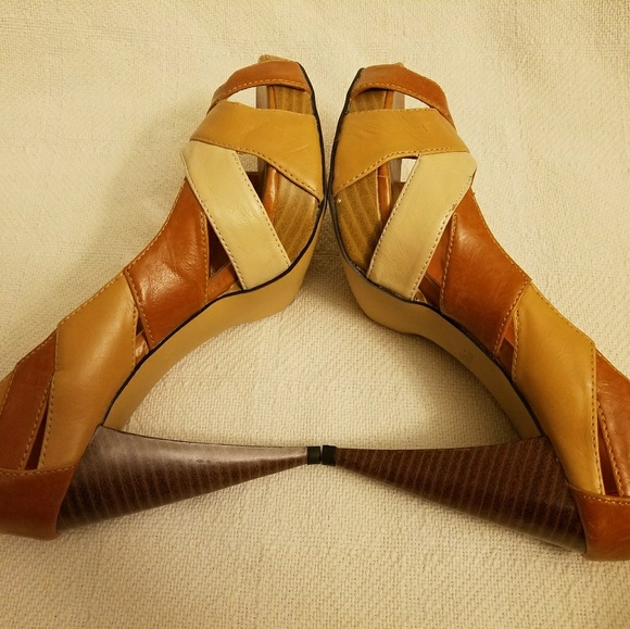 Michael Antonio multi-color platform heels - Picture 5 of 5