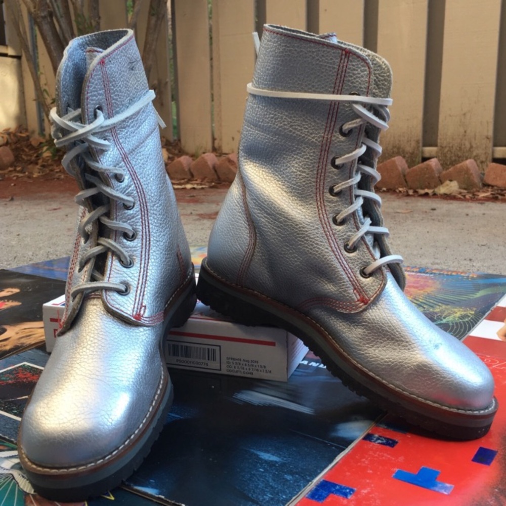 Genuine Leather Silver 7 eye lace up boots