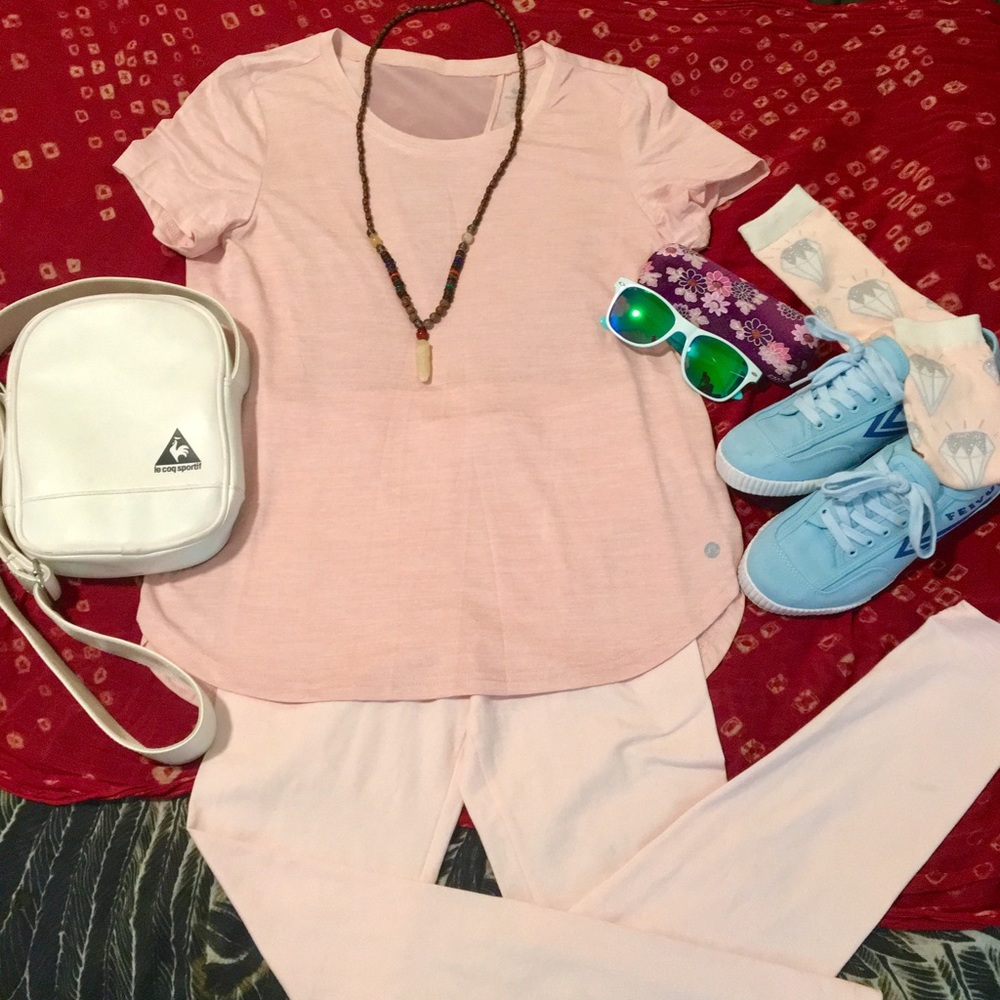 NWOT Apana Powder Pink Tulip Yoga Top