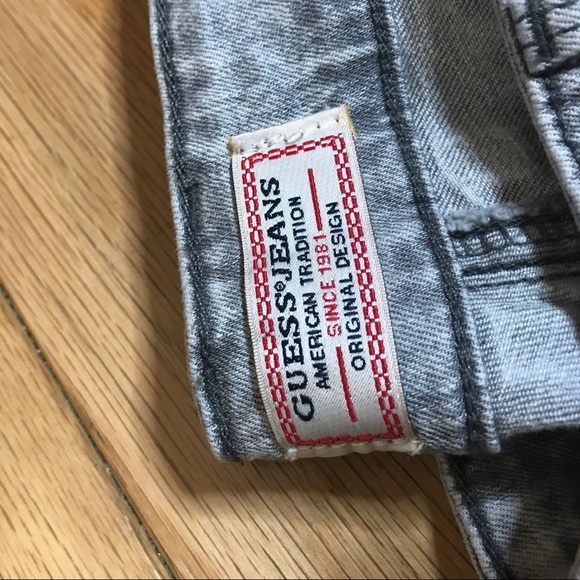Sold -Grey GUESS jeans - Picture 2 of 6