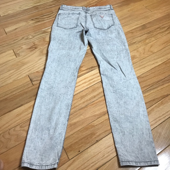 Sold -Grey GUESS jeans - Picture 6 of 6