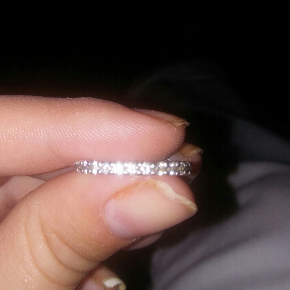 Platinum 28 diamond ring