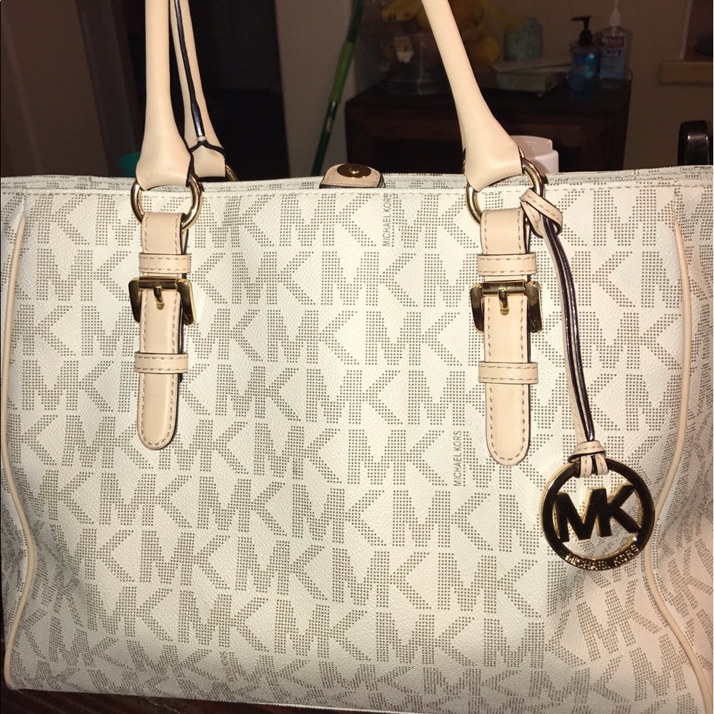 Michael kors large bag
