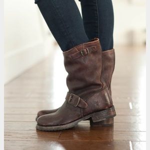 Short frye brown leather boots