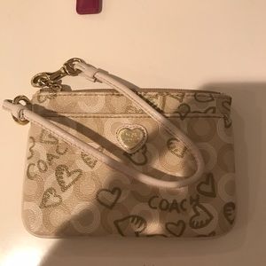 Coach poppy wristlet