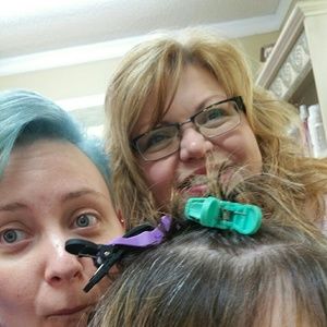 Meet your Posher, Amber