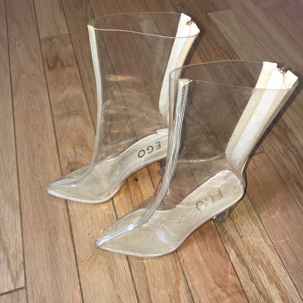 Trendy Clear boots 🏅worn ONCE !