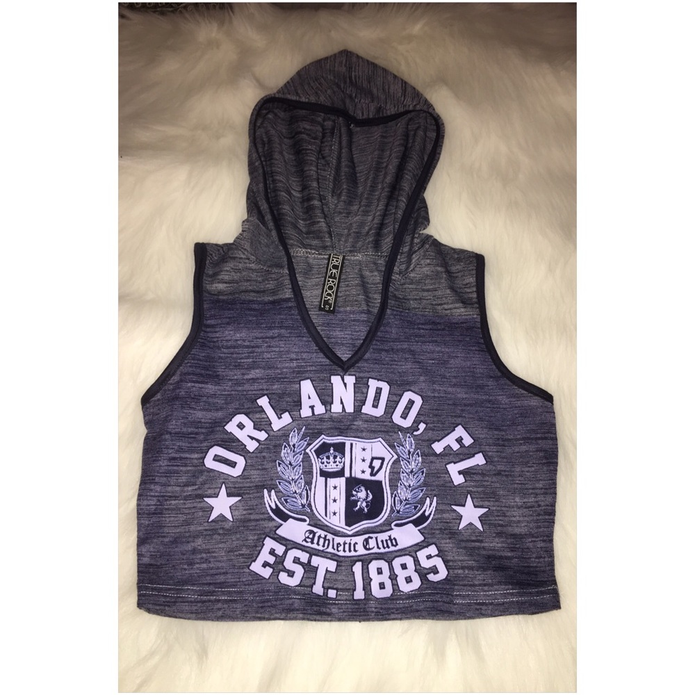 Crop top sleeveless hoodie