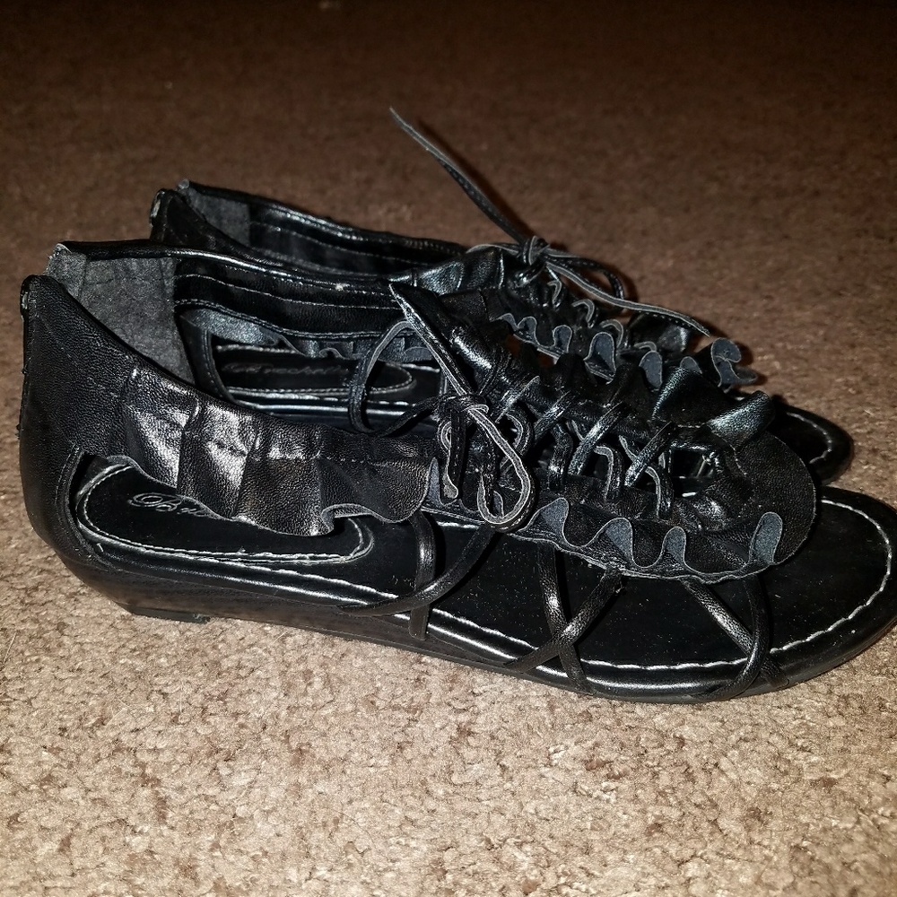 Sandals - Picture 3 of 4