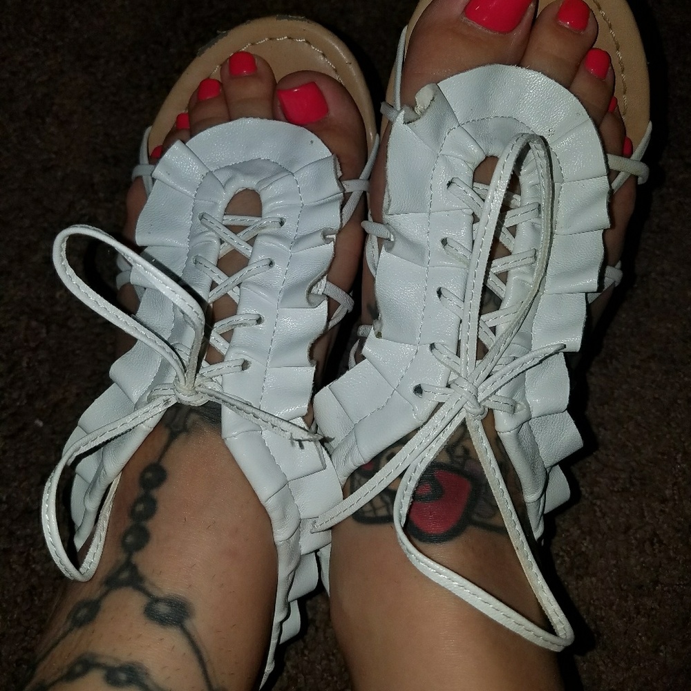 Sandals - Picture 2 of 4