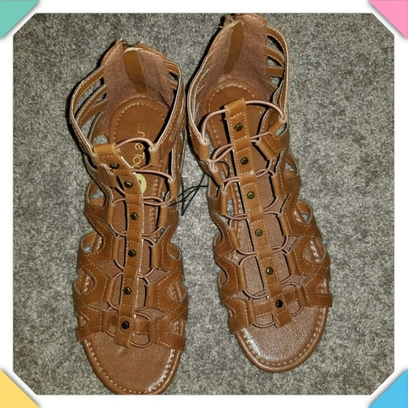 me too gladiator sandals