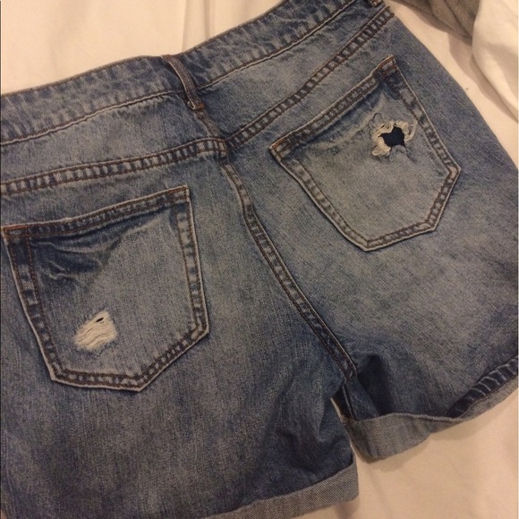 Forever 21 Ripped Jean Shorta - Picture 2 of 2