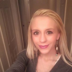 Meet your Posher, Whitney