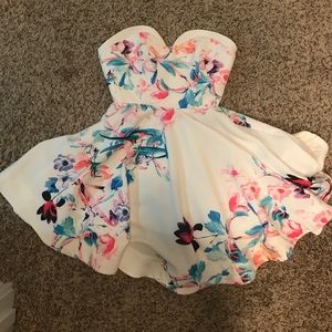 Sweetheart floral dress