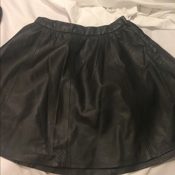 H&M Faux Leather Circle Skirt - Picture 2 of 3