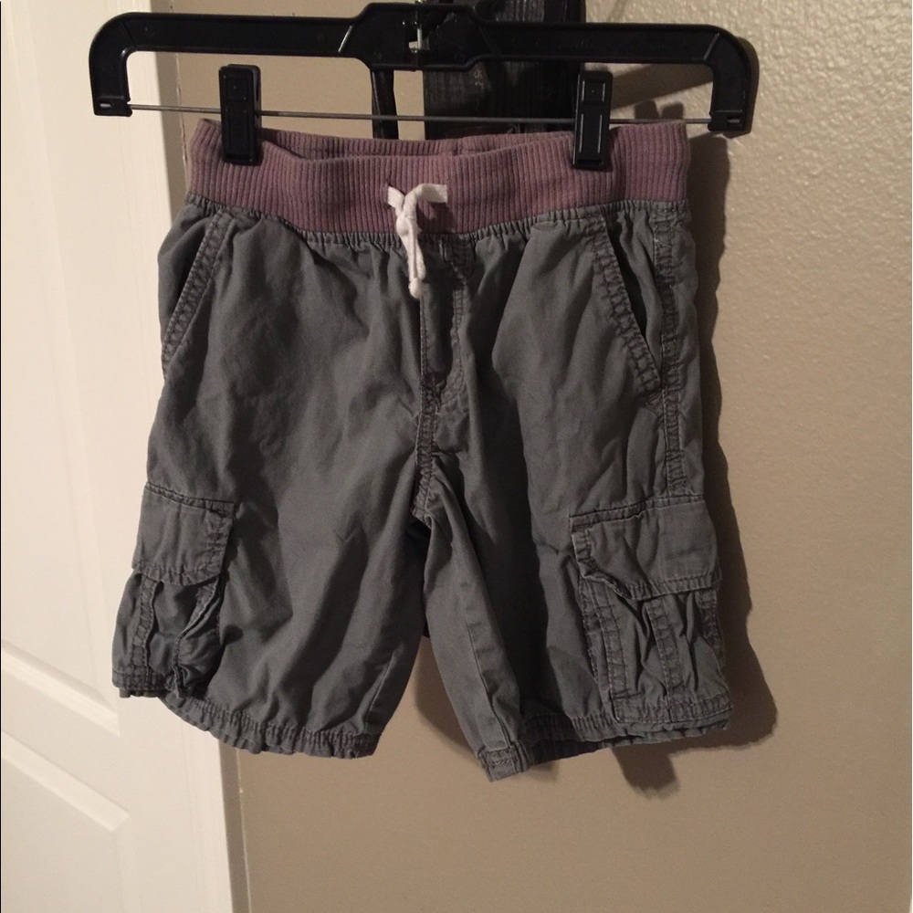 Gray shorts