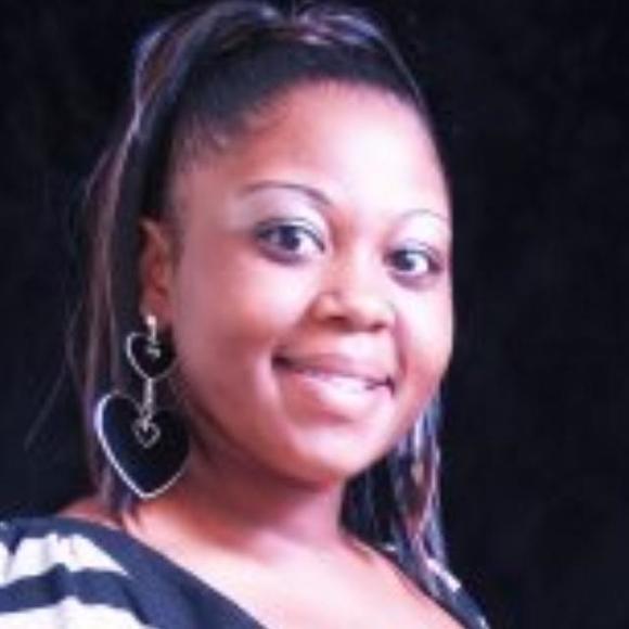 Meet your Posher, Derenika - Picture 1 of 1