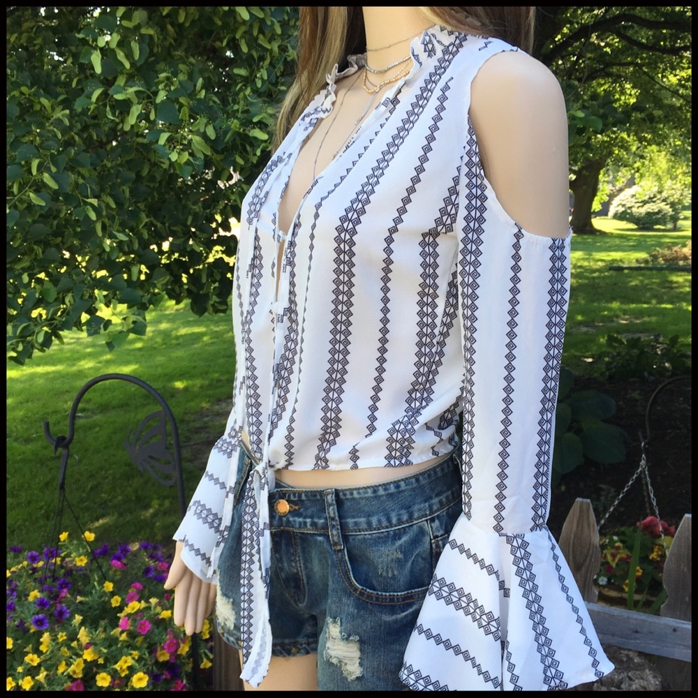 Ruffled Sleeve Blouse - Picture 8 of 8