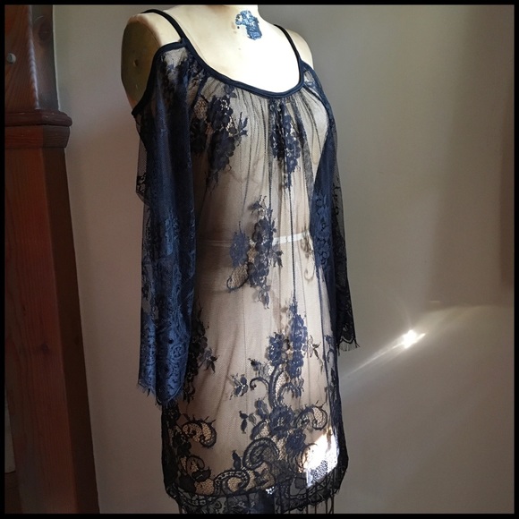 Feeling Lacie Black - Picture 4 of 8