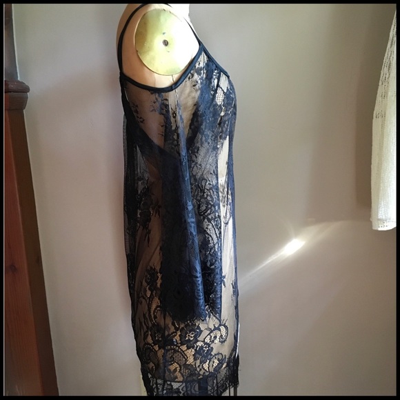 Feeling Lacie Black - Picture 5 of 8