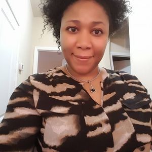 Meet your Posher, Ada