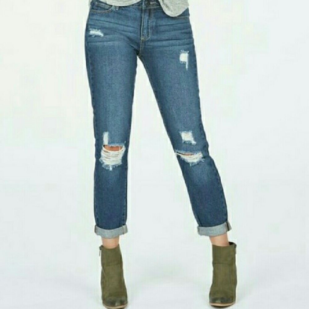 Just Fab Distressed Jeans