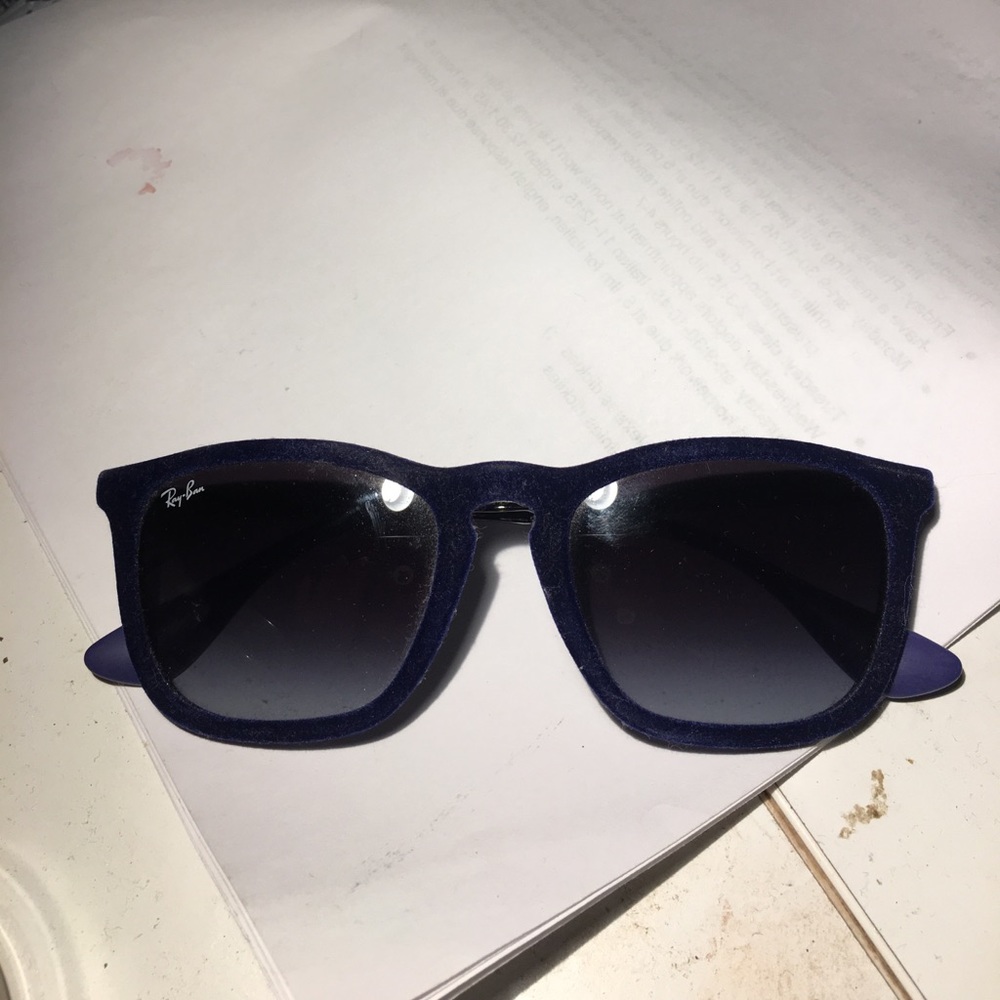 Blue velvet ray bans