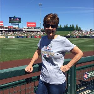 Meet your Posher, Deedee