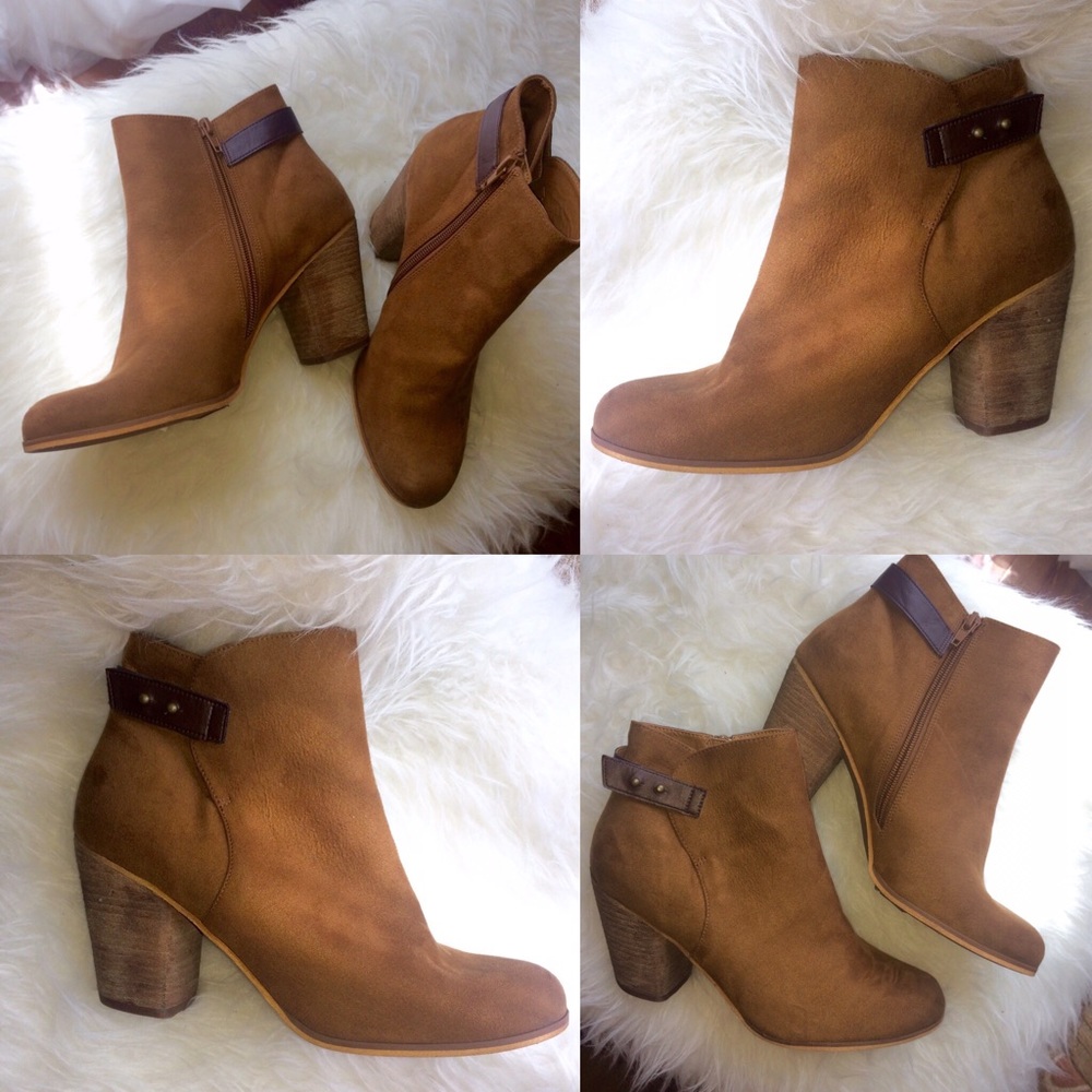 ✨🆕NWT Cognac Brown Heeled Booties✨