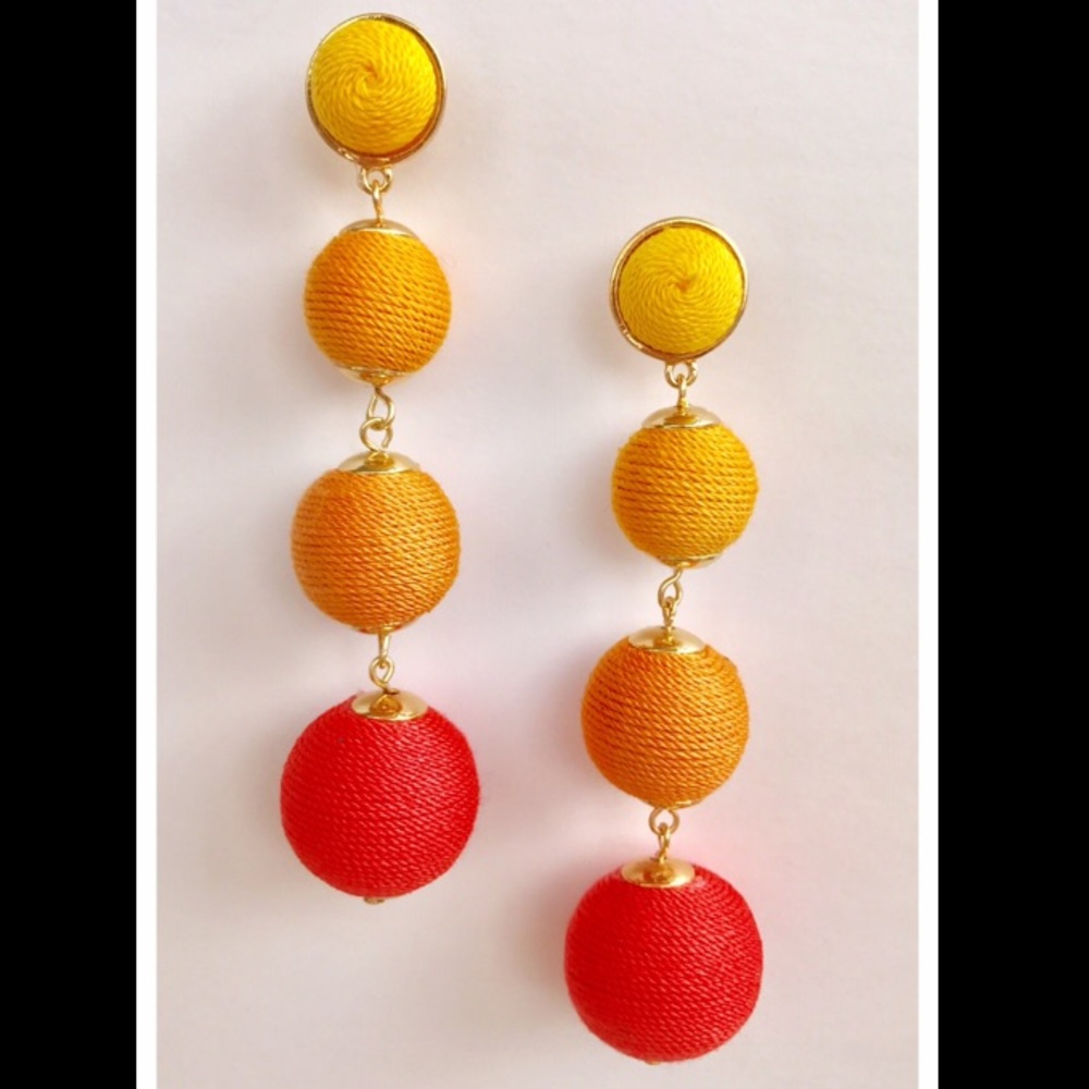 Ombré Post Back Thread Ball Bauble Earrings