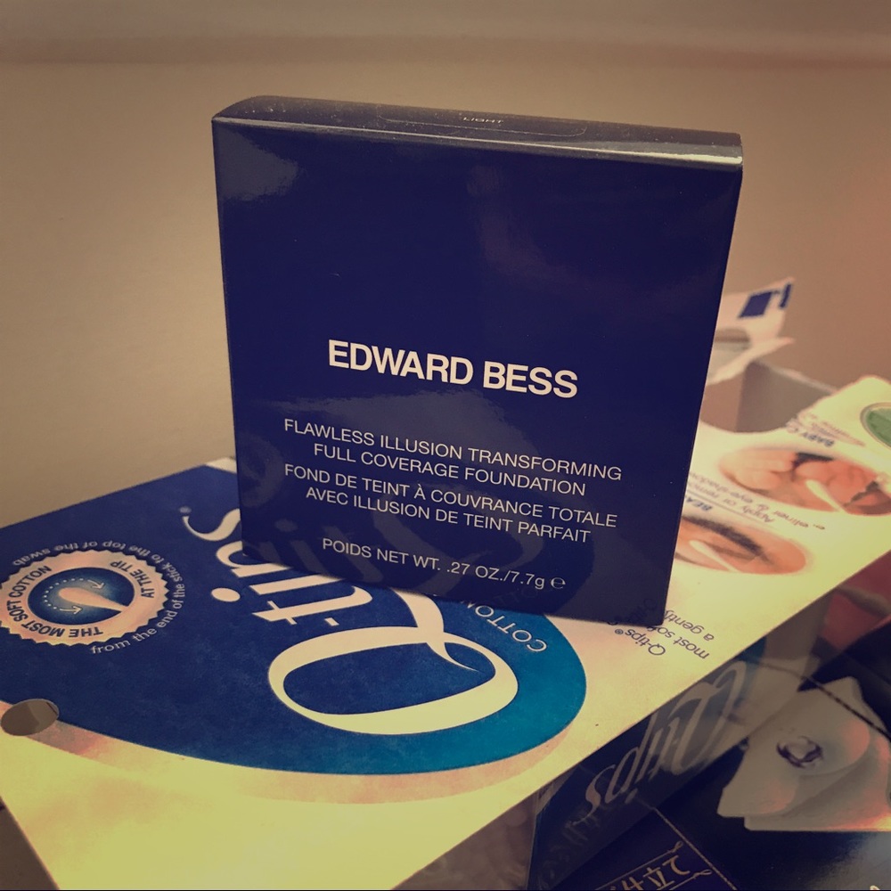 Edward Bess FlawlessIllusionTransfoming FOUNDATION