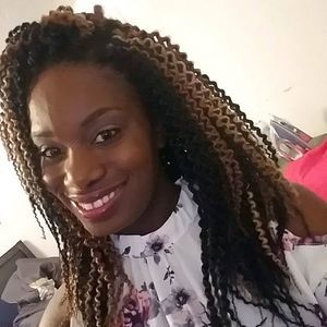 Meet your Posher, Cydney