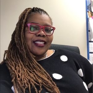 Meet your Posher, Tiya