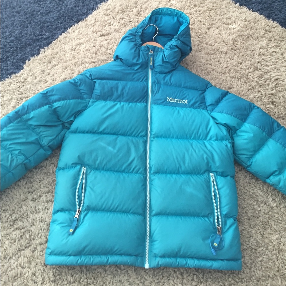 Girls Marmot puffy winter coat 700 fill