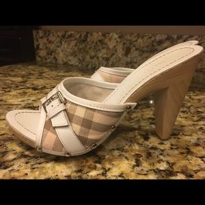 AUTHENTIC BURBERRY WOODEN HEEL SLIDE. SZ 7 US
