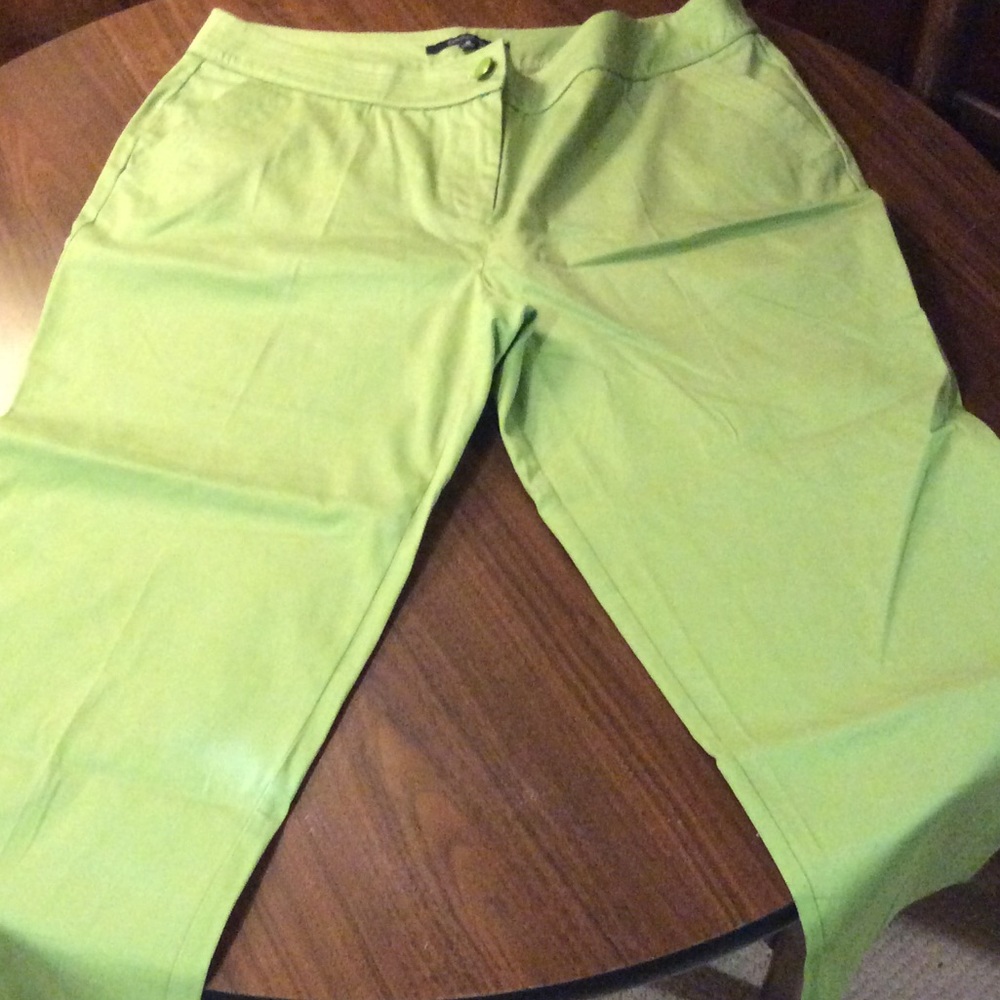 Green Capris