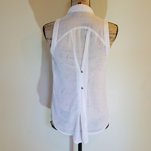 2b bebe white tank blouse - Picture 3 of 5