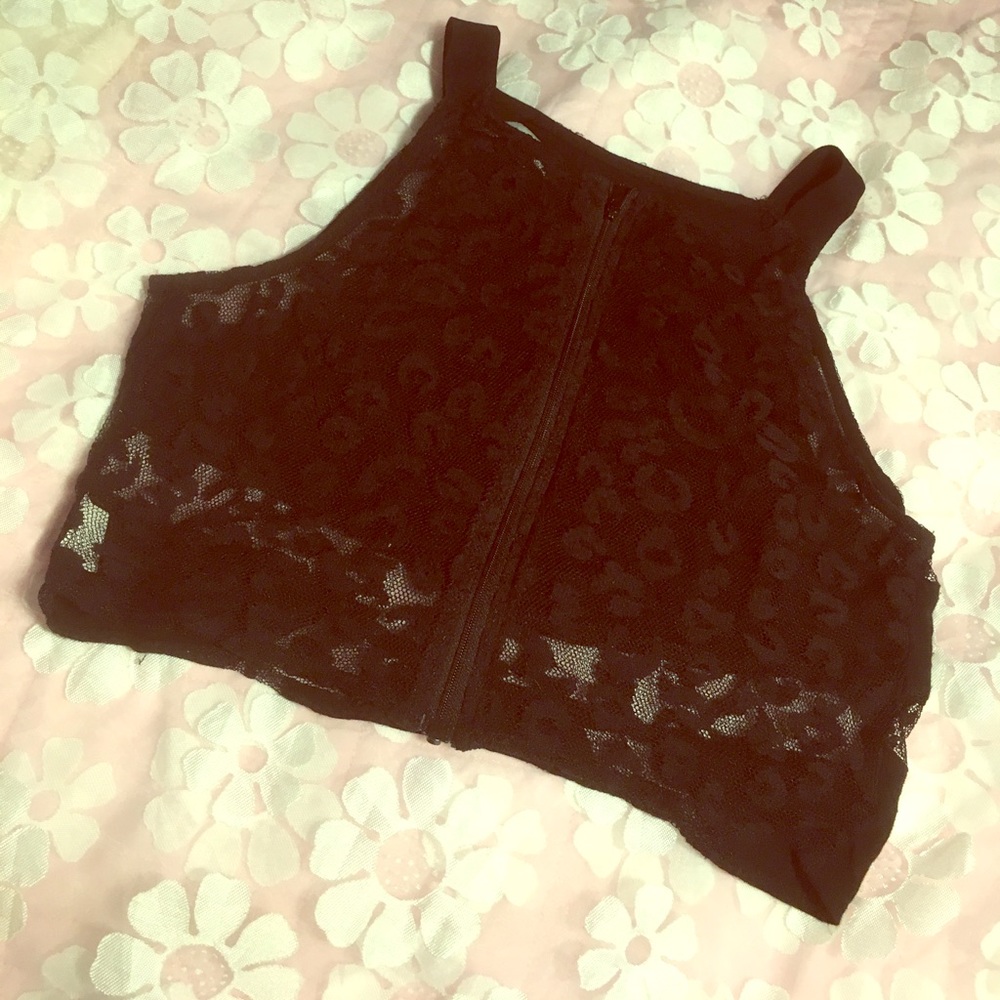 BLACK MESH LEOPARD PRINT CROP TOP
