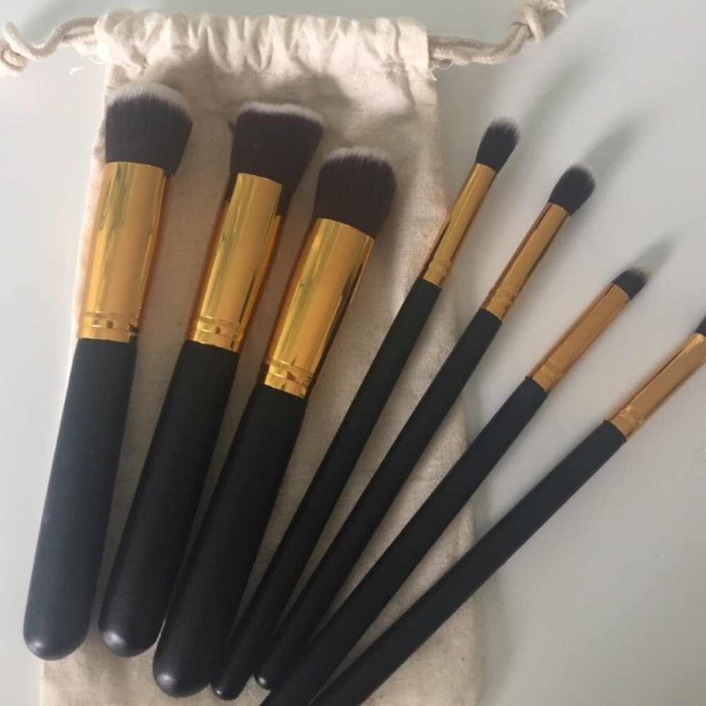 New Set of Super Soft Makeup Brushes