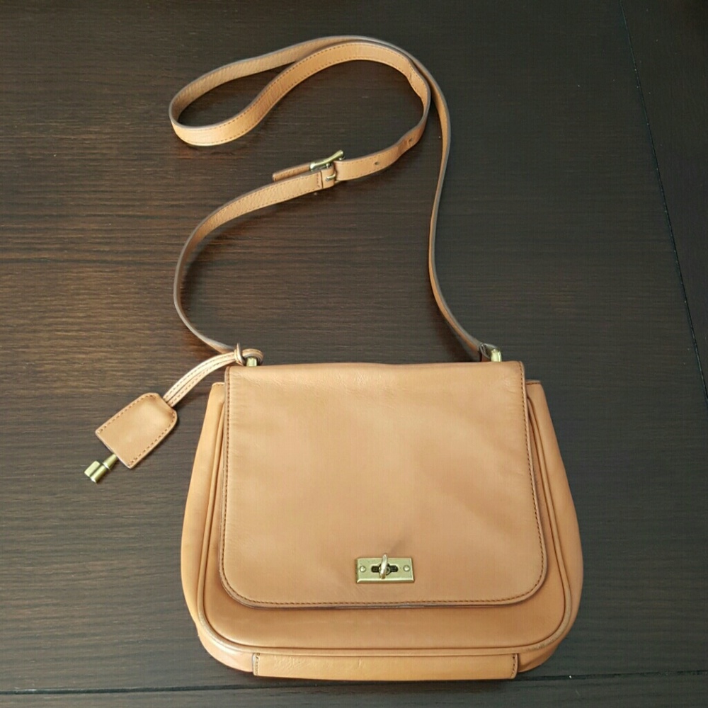 Fossil Memoir Novella Flap Crossbody