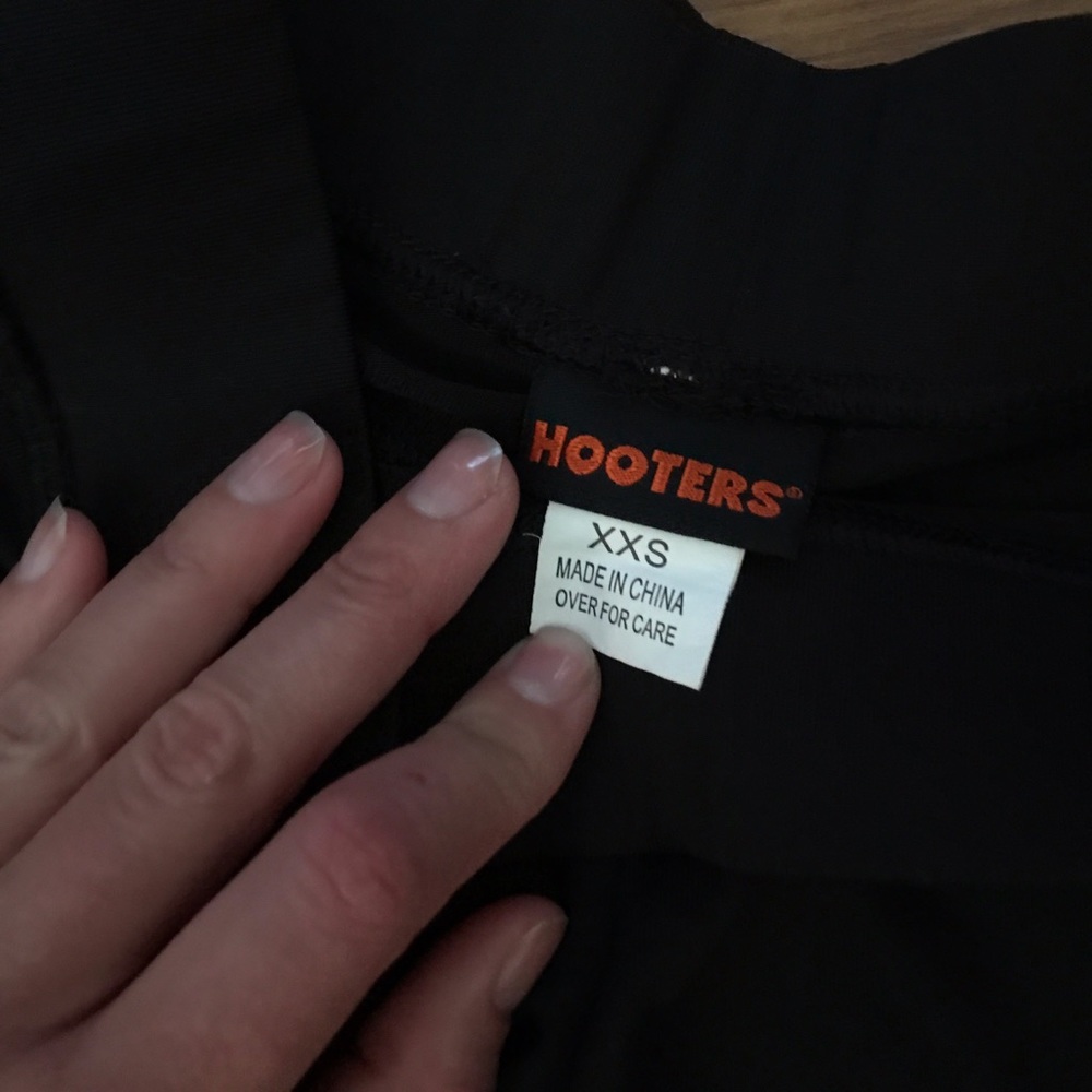 Hooters Uniform - Picture 2 of 2
