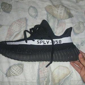 Yeezy V2 Oreo